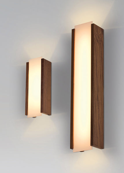 Cerno Capio Sconce